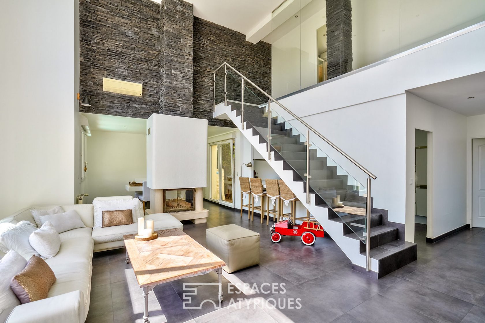Leçon d’Epure – Contemporary family house