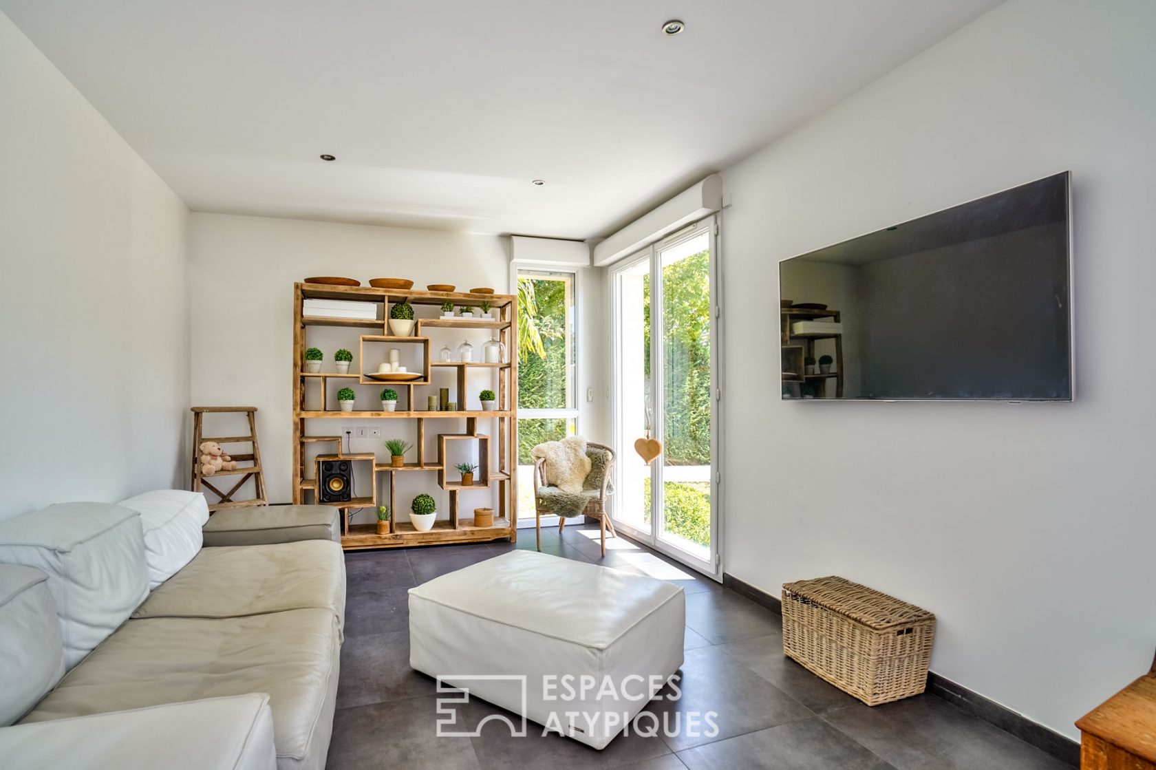 Leçon d’Epure – Contemporary family house