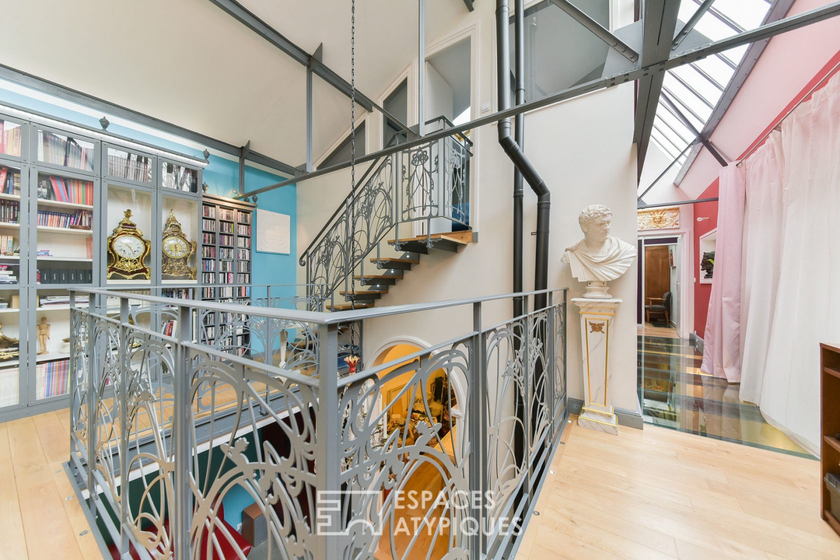 Magnificent Duplex Loft with terraces in Argenteuil.