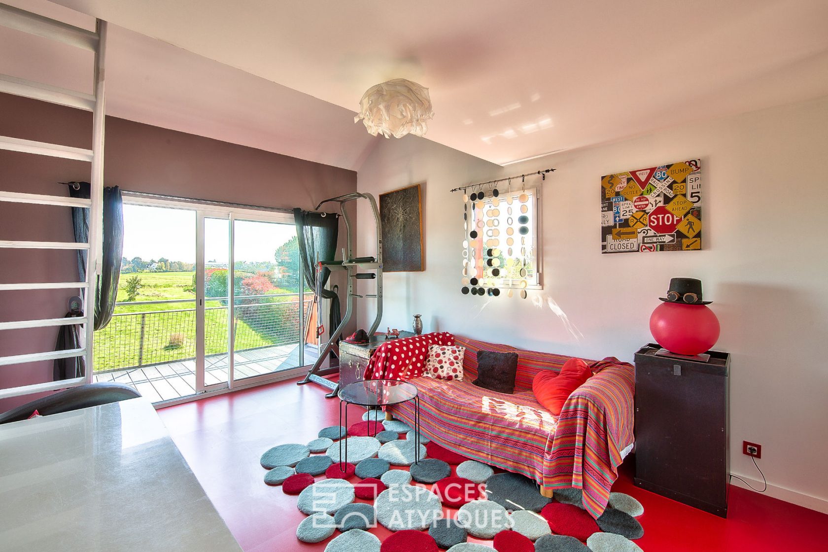 Loft house with garden