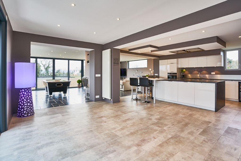 Maison néo bretonne revisitée en belle contemporaine de standing