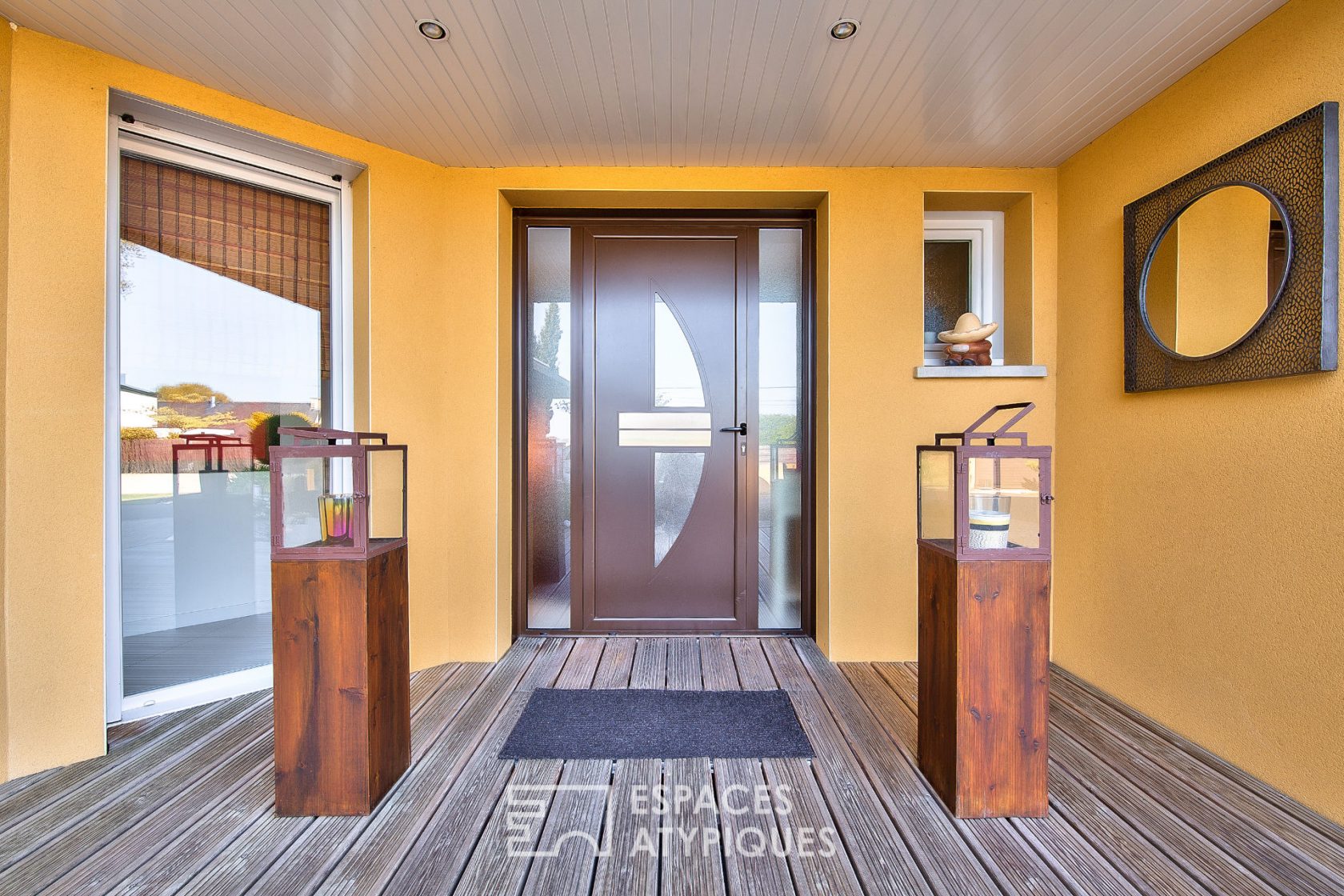 FULLY SECURE CONTEMPORARY SINGLE FOOT VILLA