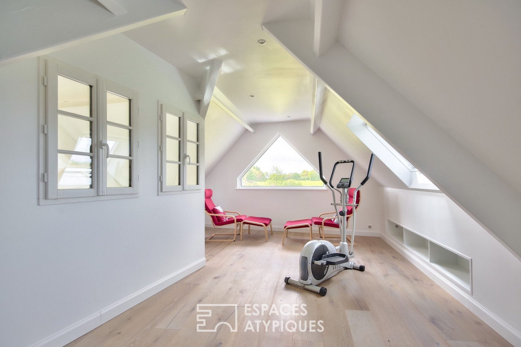 Propriété en pierres avec piscine et maison d’invités