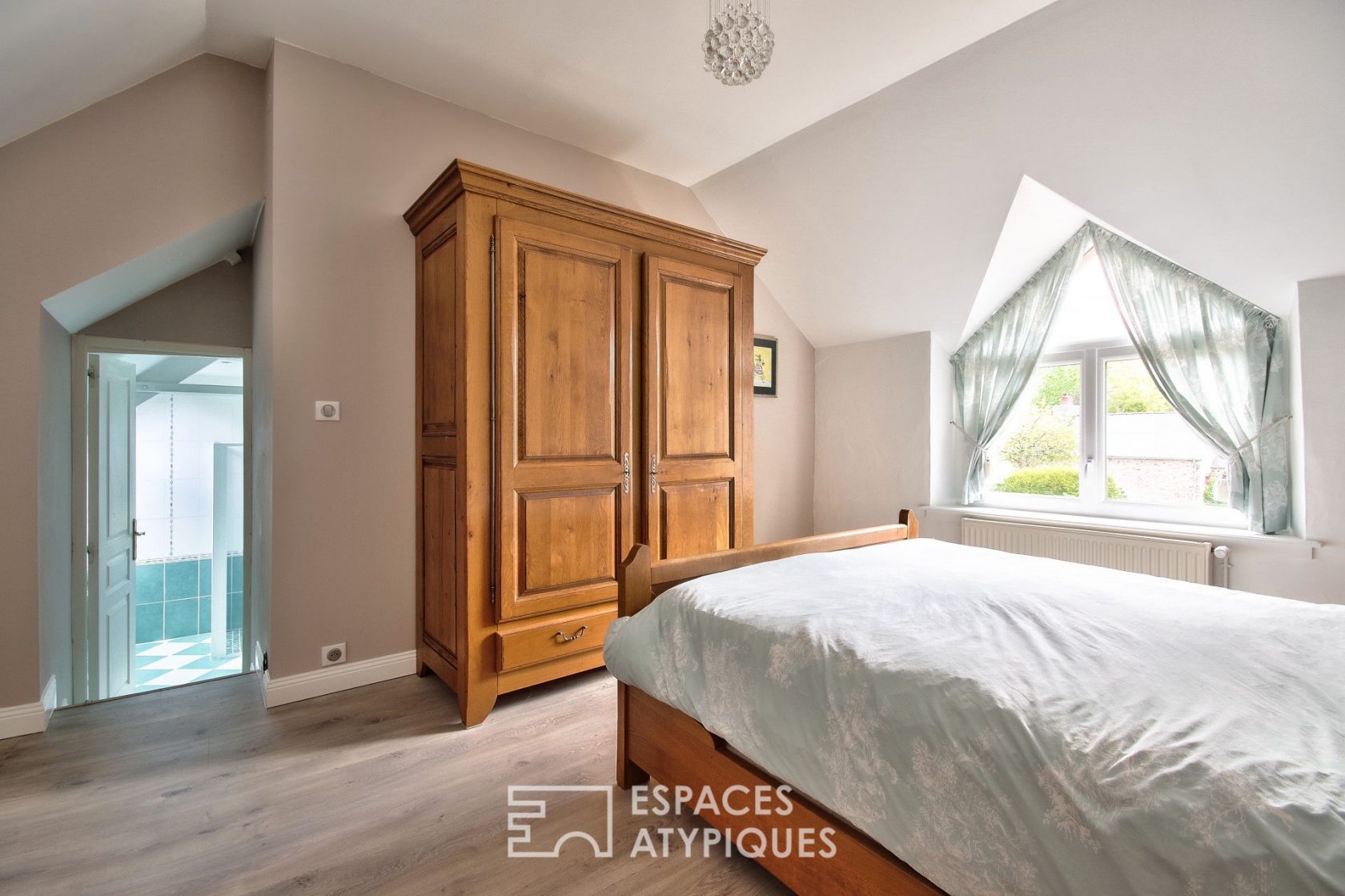Propriété en pierres avec piscine et maison d’invités