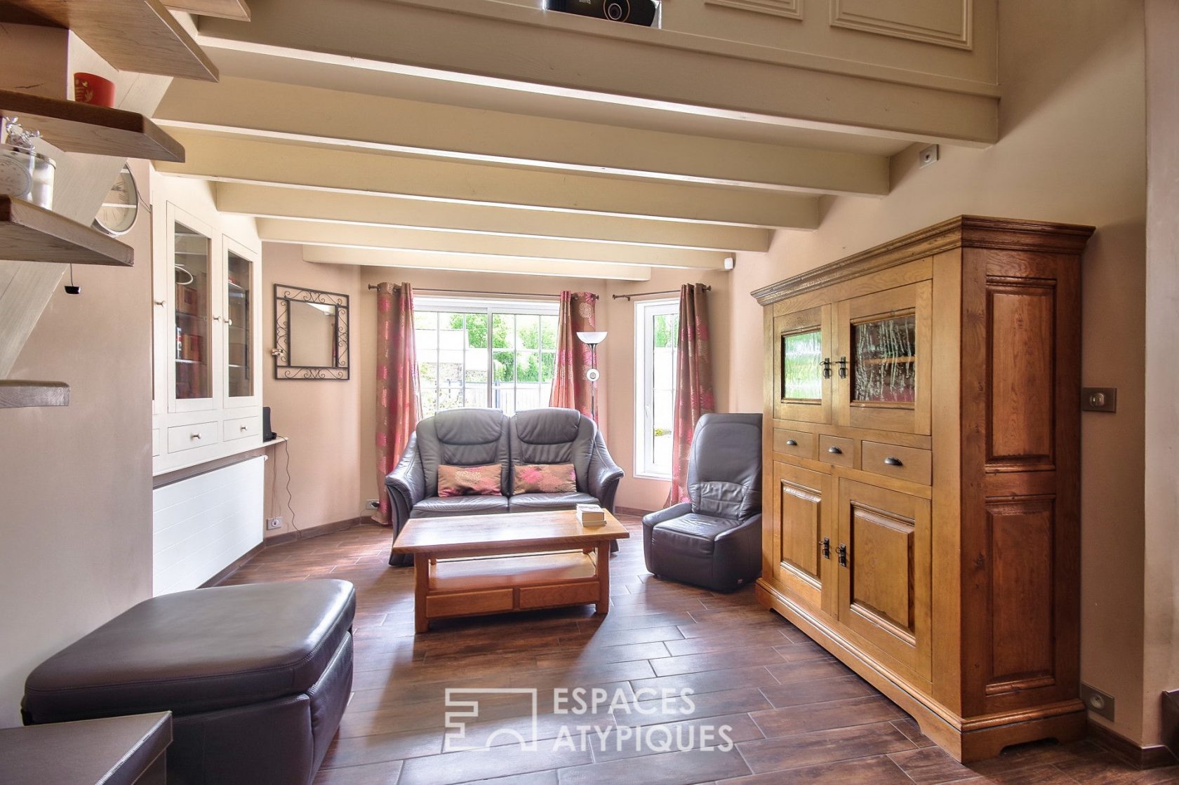 Propriété en pierres avec piscine et maison d’invités