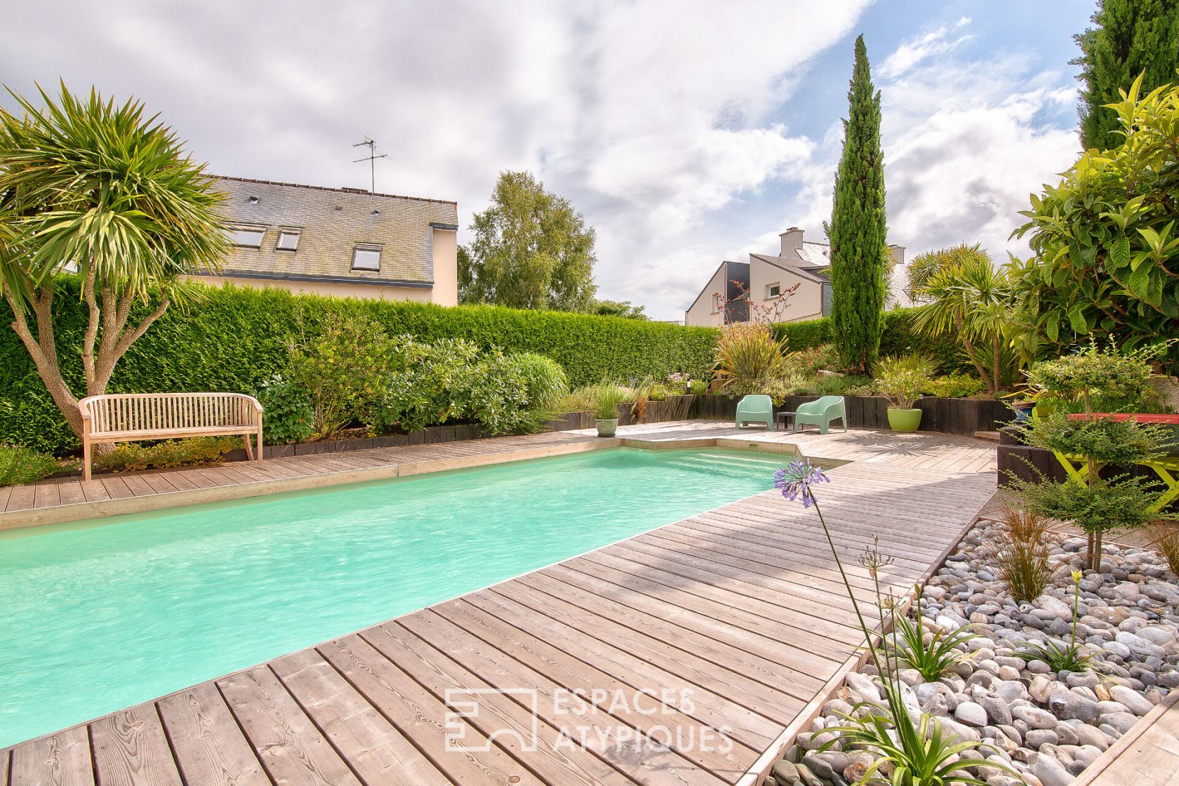 LA COQUETTE :  maison décoration soignée avec piscine et plage à pied