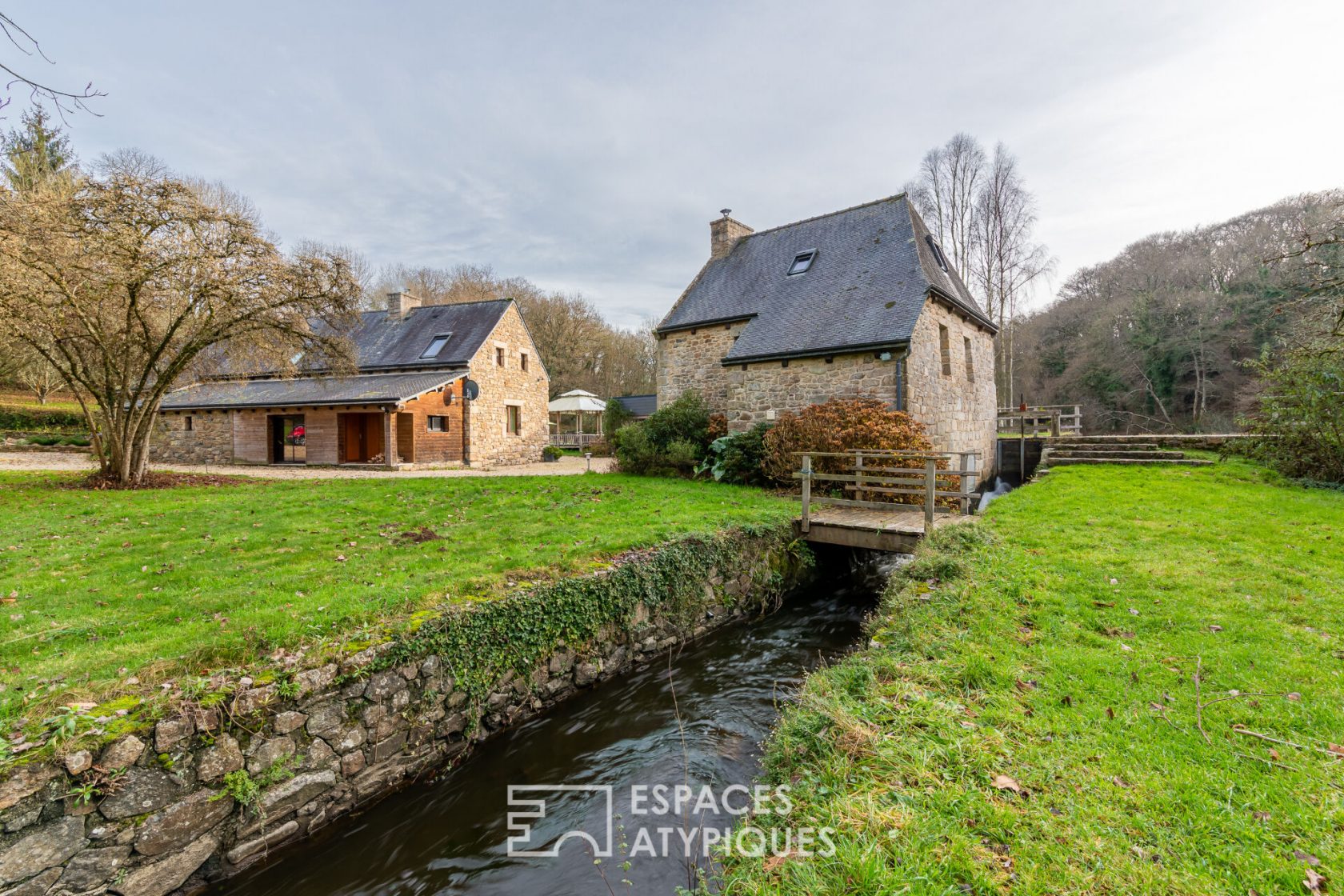 Mill and its haven of peace surrounded by nature