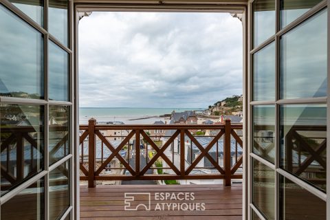 Exceptional private mansion on the seafront