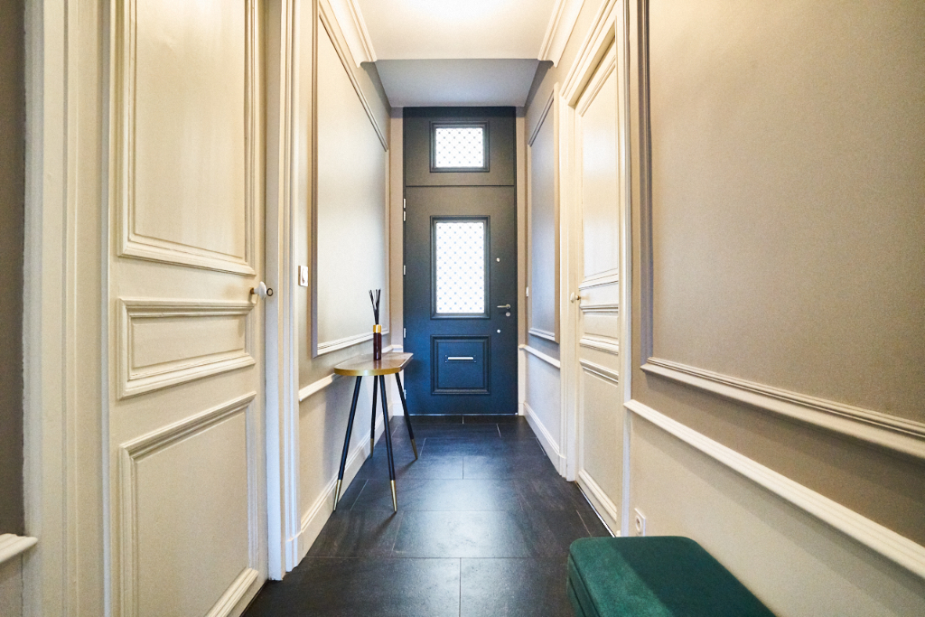Maison bourgeoise centre ville, avec garage, tournée vers l’extérieur