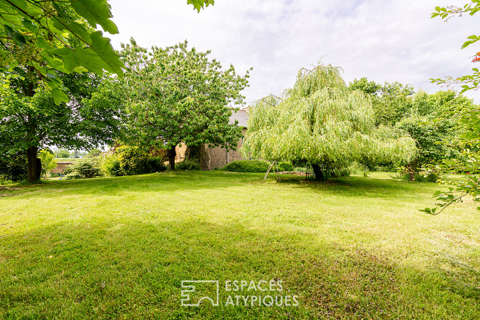 L’AUTHENTIQUE – Maison de caractère et son magnifique jardin