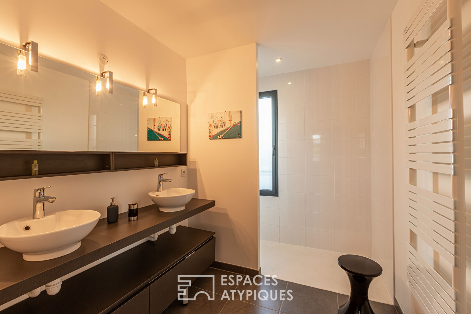 Villa contemporaine haut de gamme, piscine, sauna, Jacuzzi, 300m de la mer