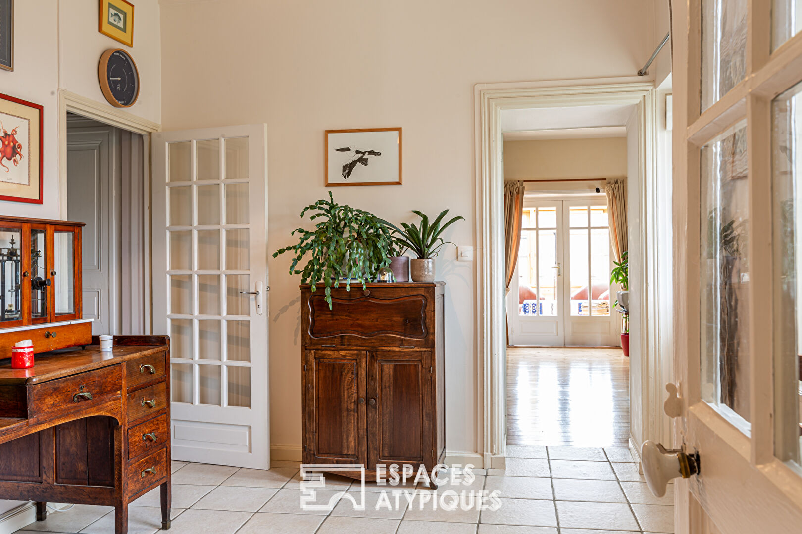 Dominante et élégante propriété  des années 30  – 340m²