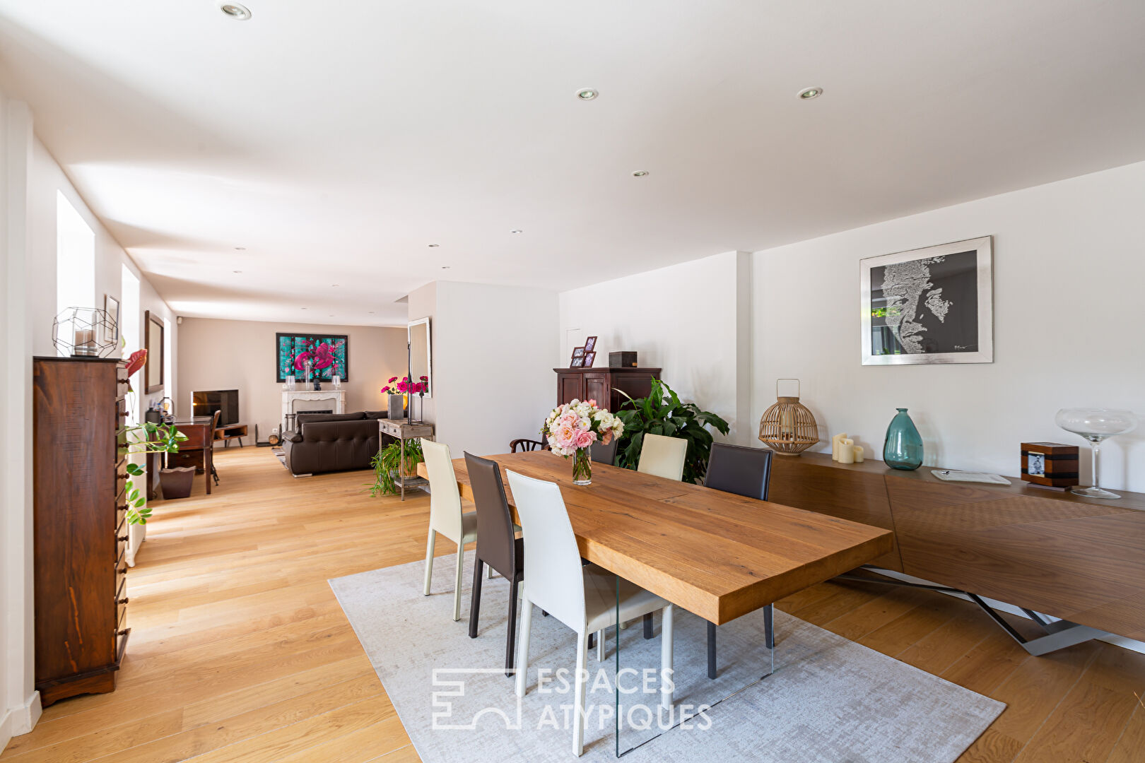 La discrète maison de famille 5 chambres