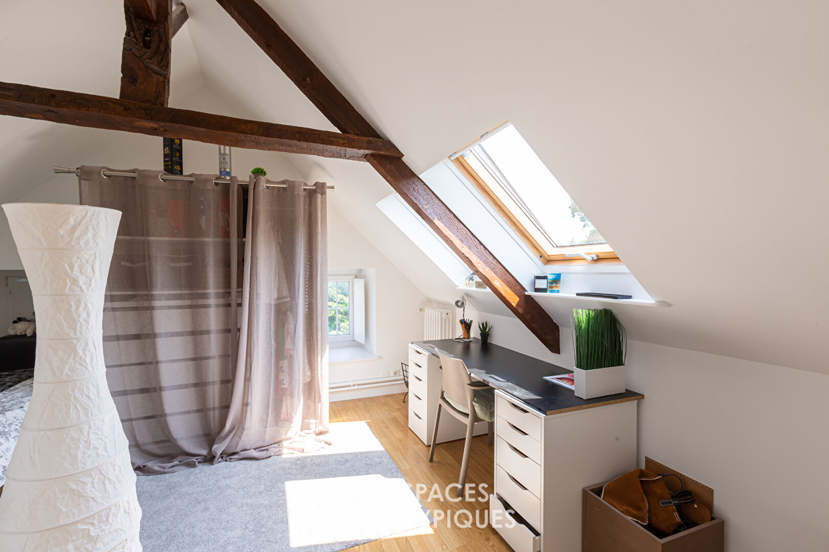 La discrète maison de famille 5 chambres