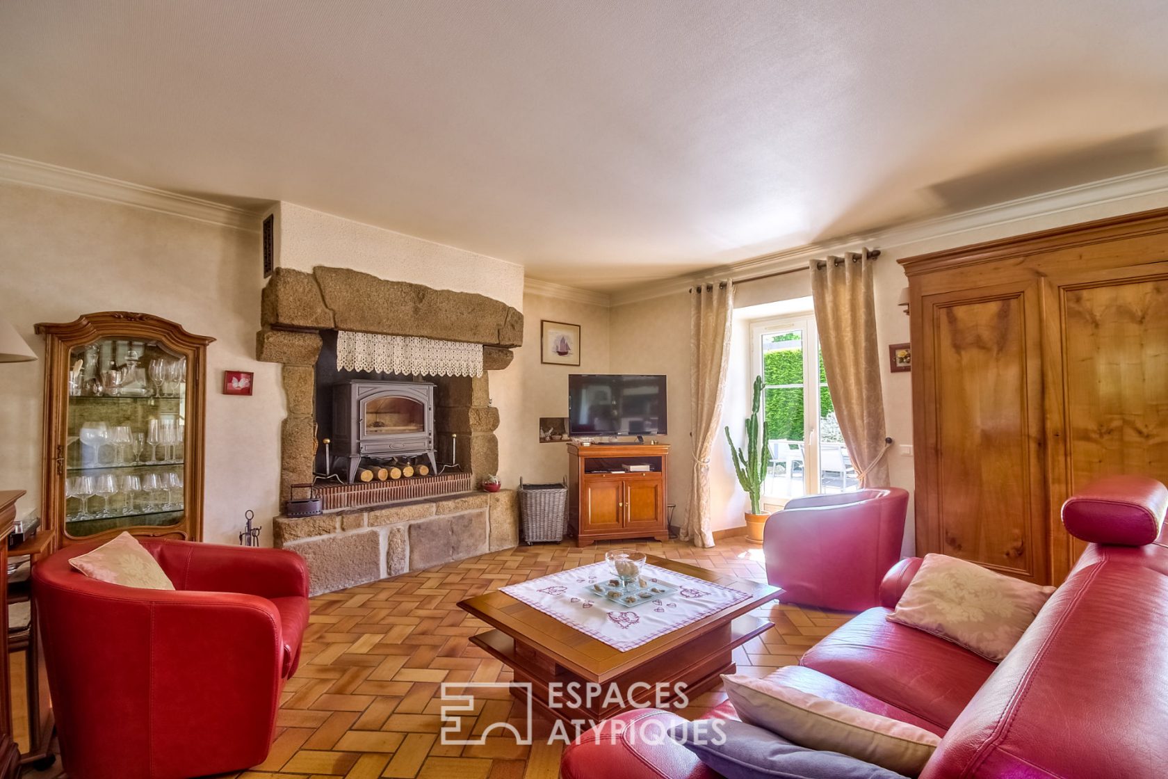 Longère, small stud farm, on large plot of 1.8 hectares
