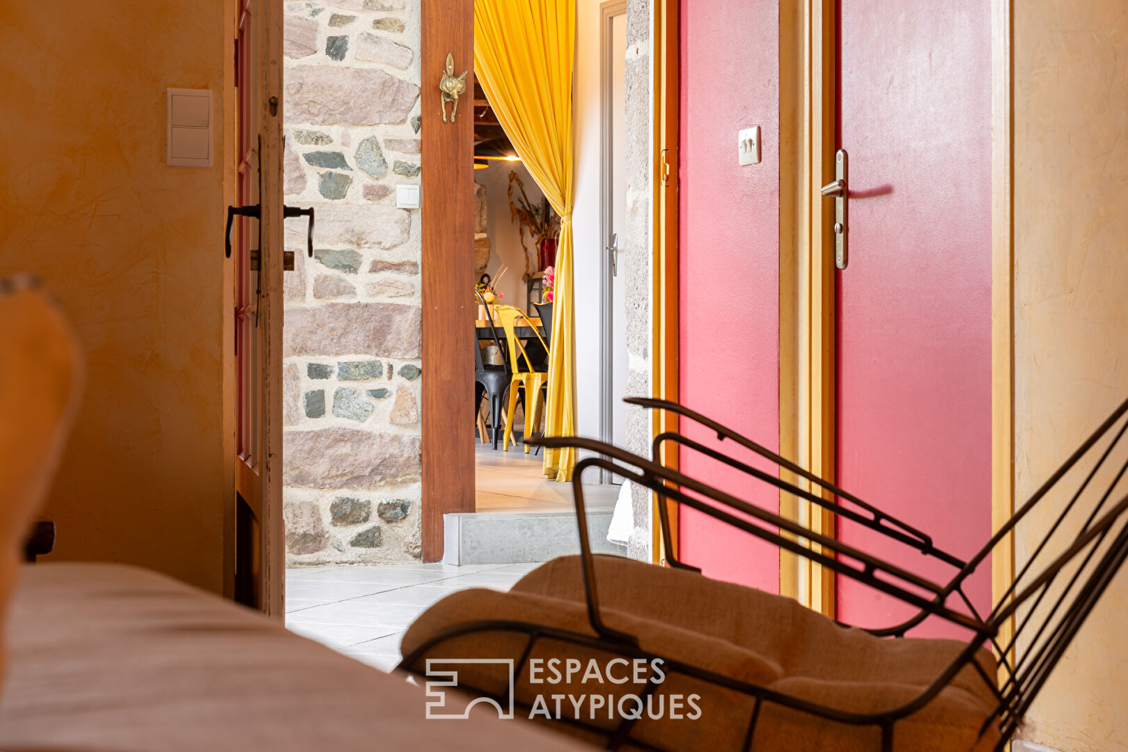 Charming renovated farmhouse 240m2, 7 bedrooms, sauna – gym