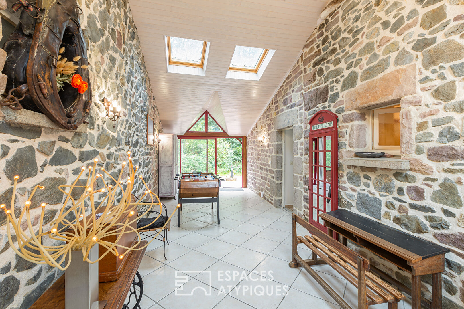 Charming renovated farmhouse 240m2, 7 bedrooms, sauna – gym