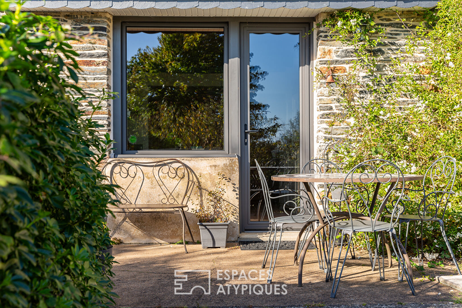 Charming stone house carefully renovated
