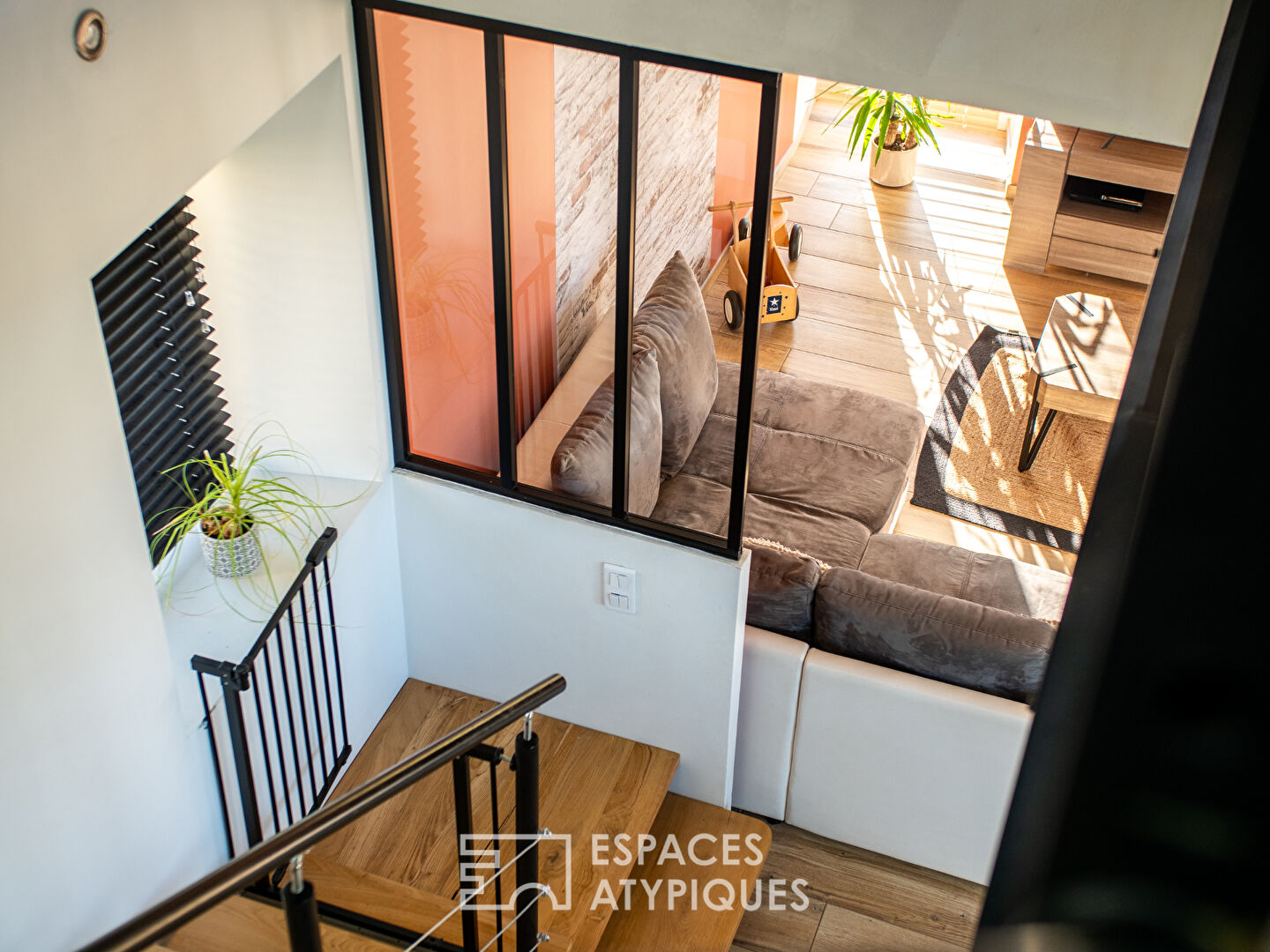 GRANDE MAISON EN PIERRE RENOVÉE