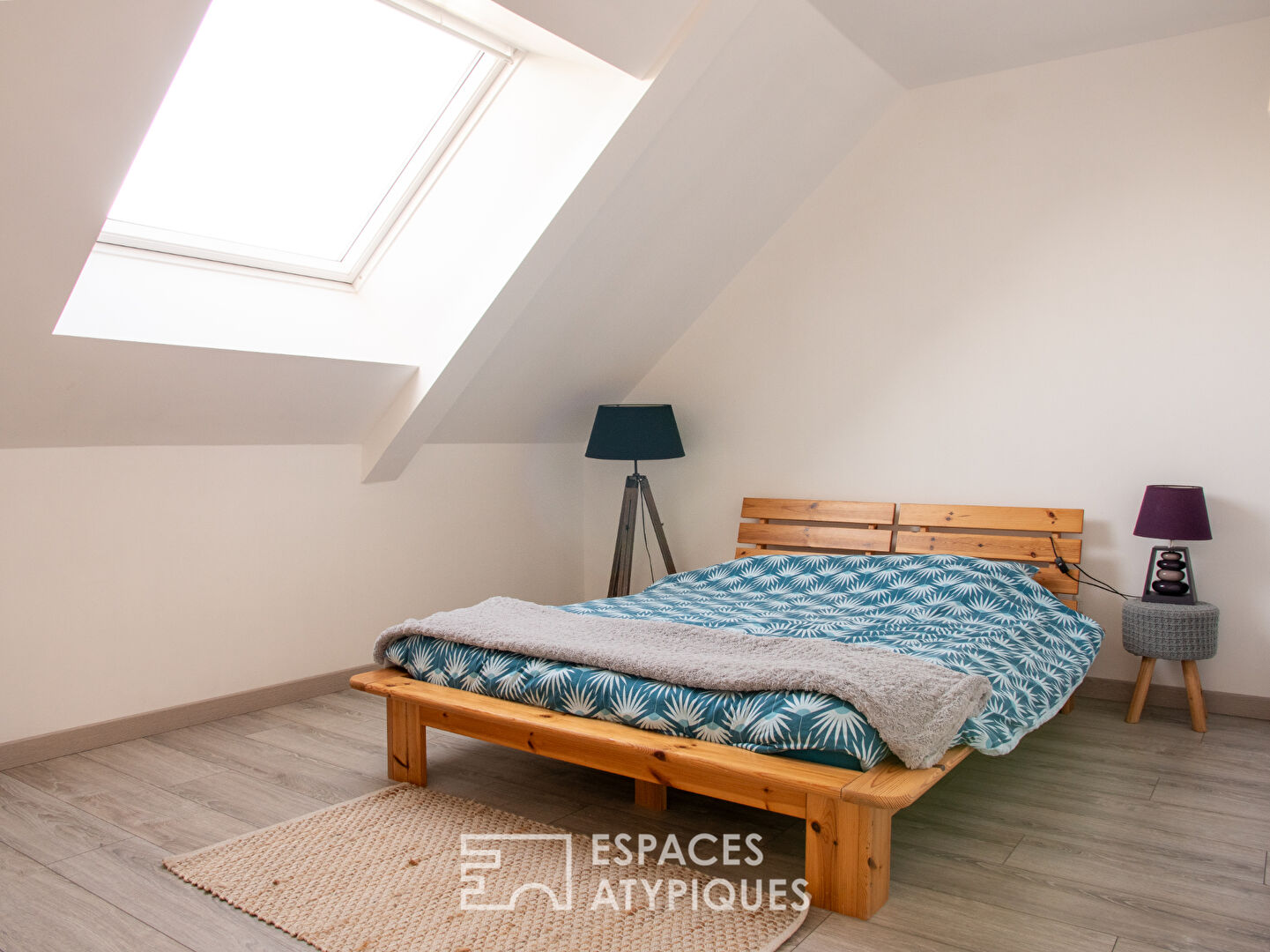 GRANDE MAISON EN PIERRE RENOVÉE
