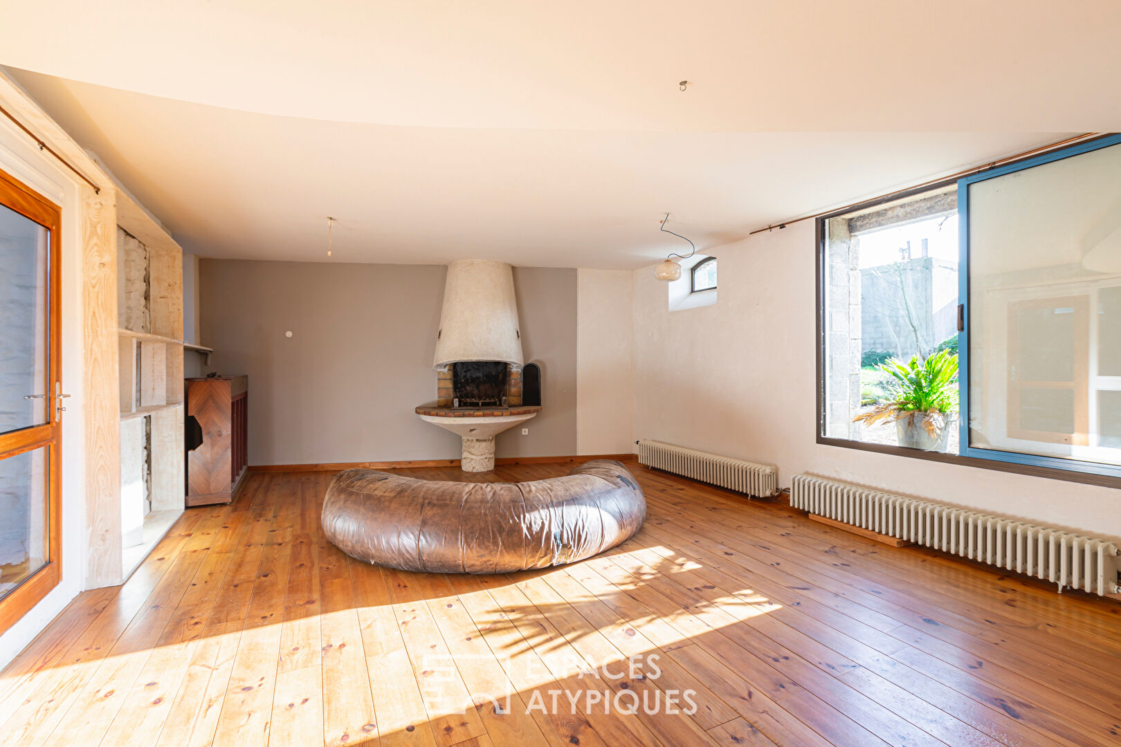Charmante maison en pierre avec atelier et jardin centre bourg de Ploeuc l’Hermitage