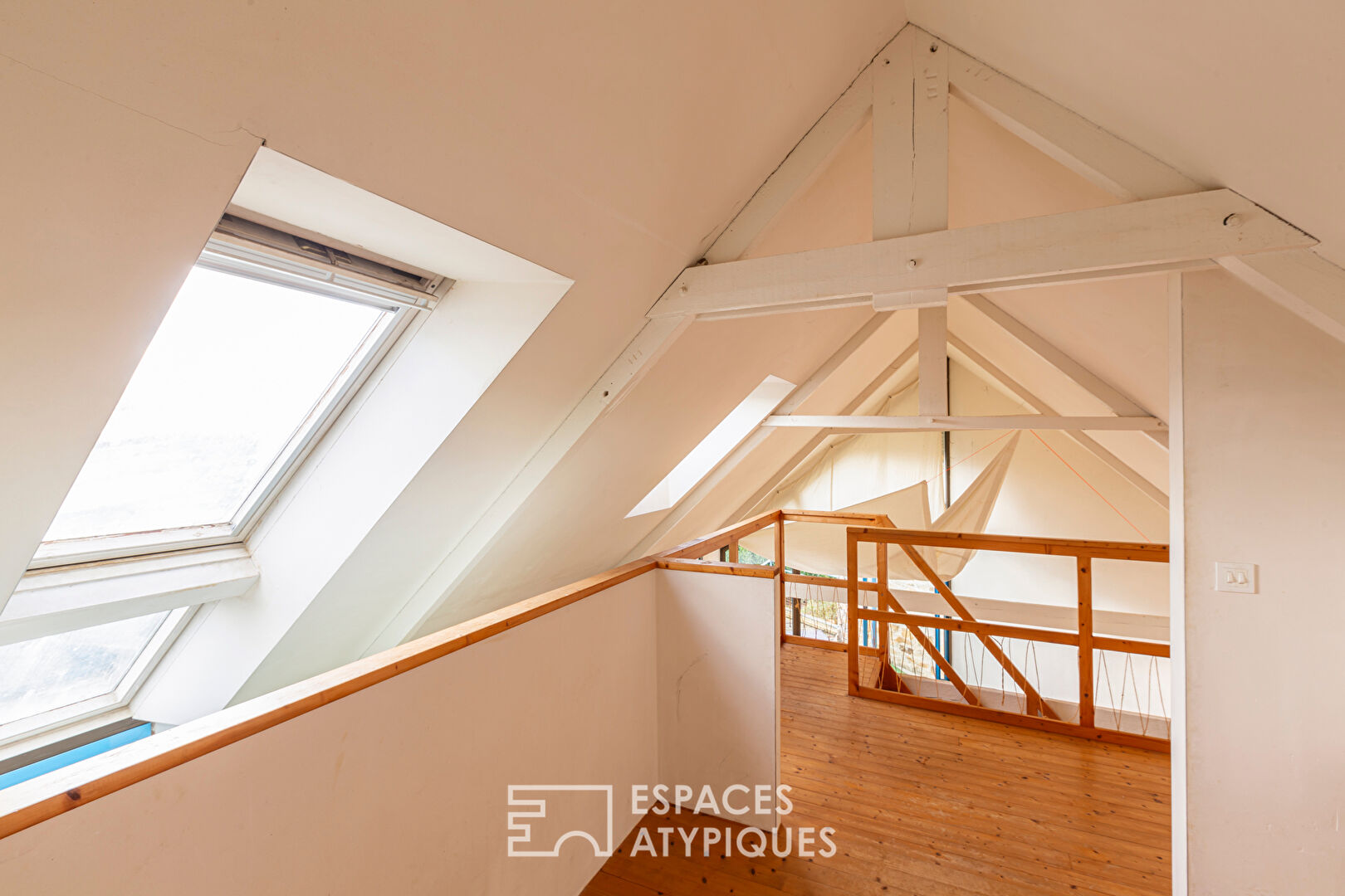 Charmante maison en pierre avec atelier et jardin centre bourg de Ploeuc l’Hermitage
