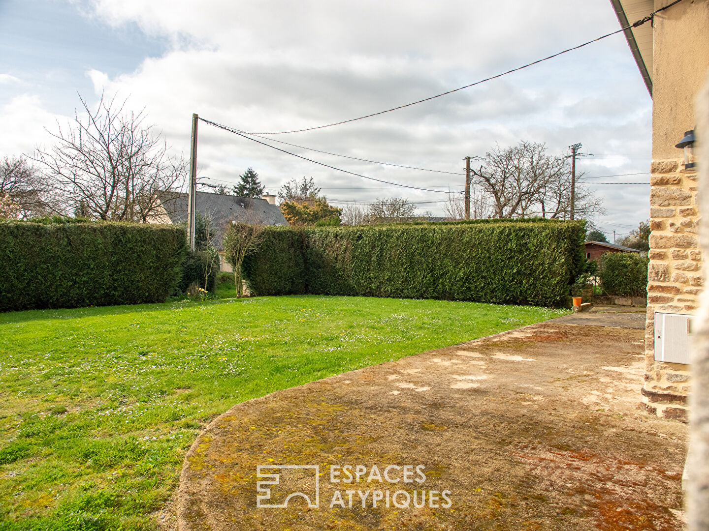 Charming family farmhouse in the heart of the village