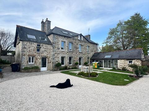 Demeure d&rsquo;exception en pierres et gîte indépendant