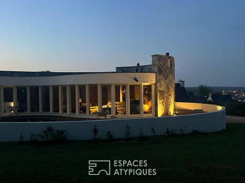 Exceptional architect-designed house – A work of art blending design, light and nature