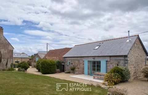 Stone estate between land and sea with holiday cottages