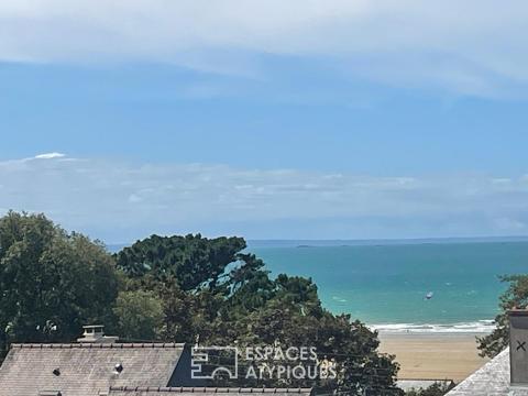 Terrain 715m²  300 m plage à pied  vue mer