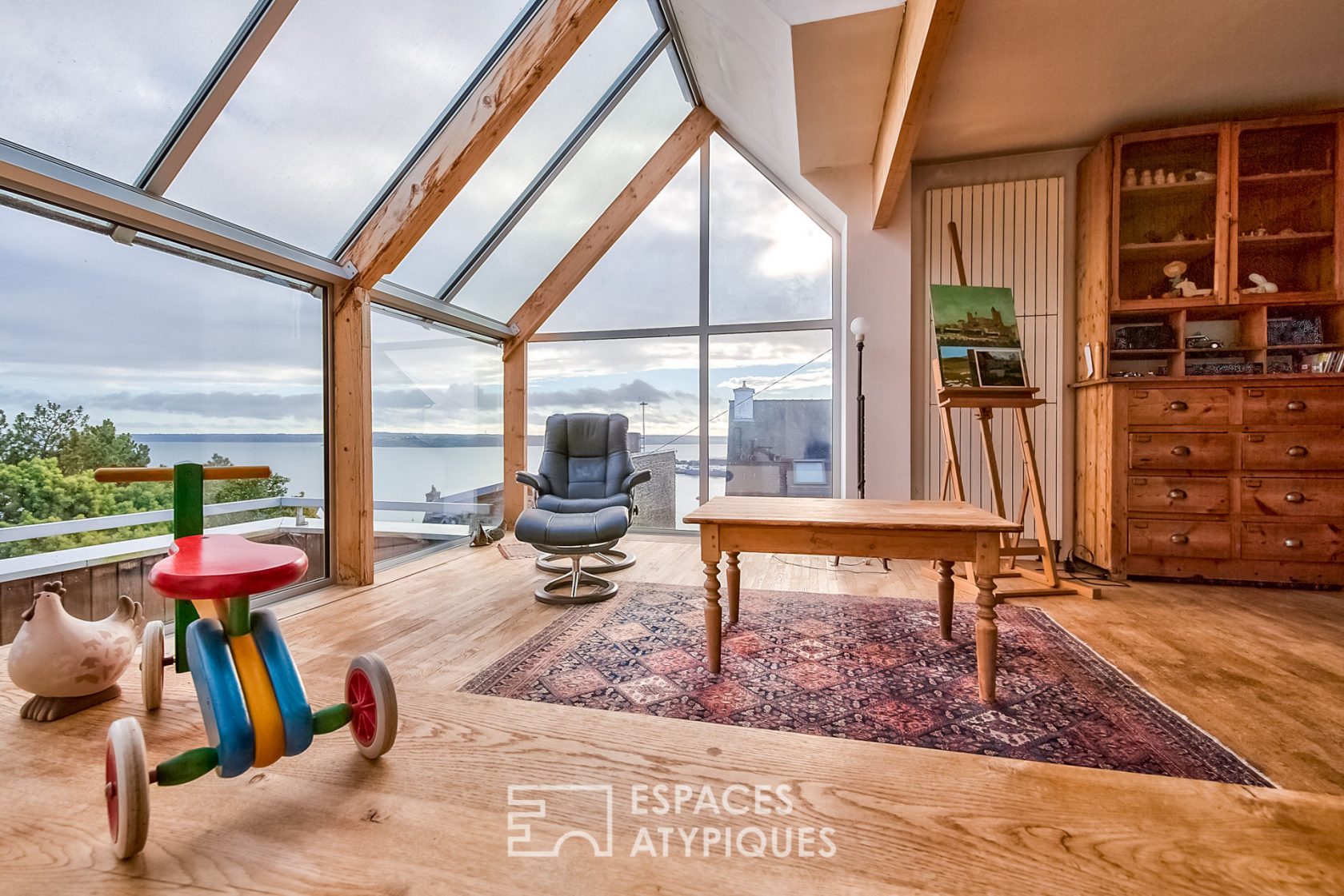 Habitation d’architecture contemporaine vue mer