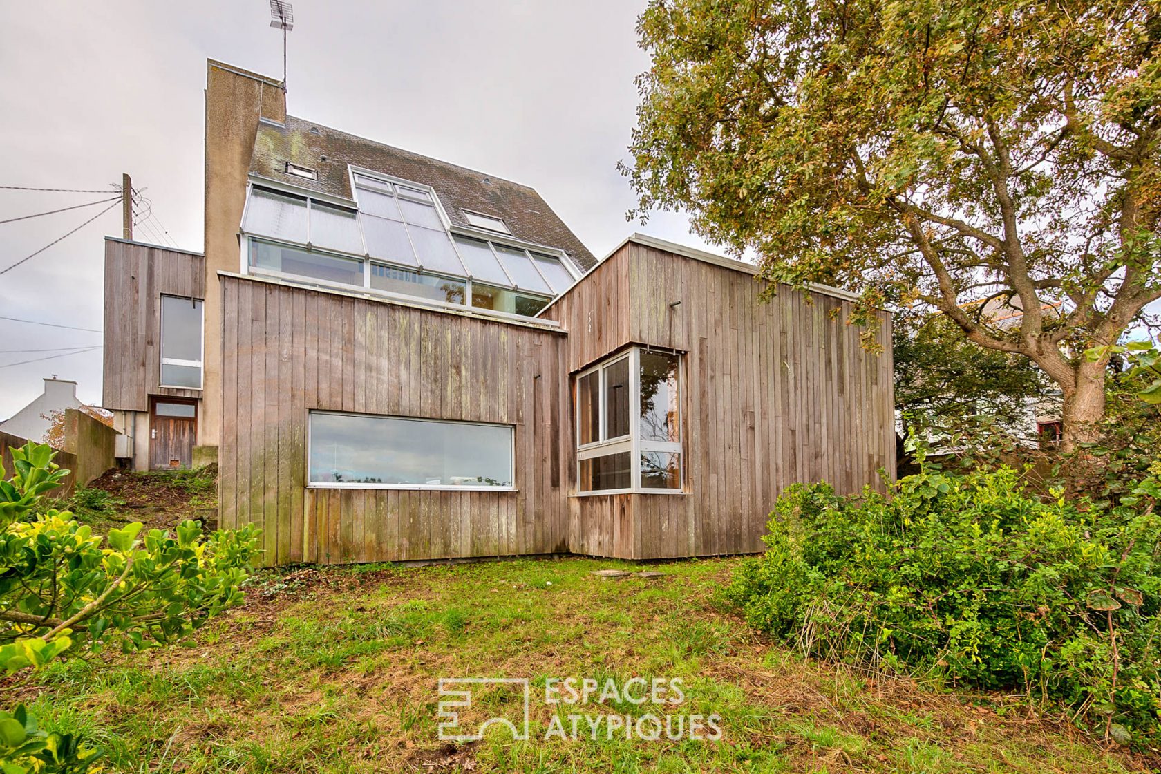 Habitation d’architecture contemporaine vue mer