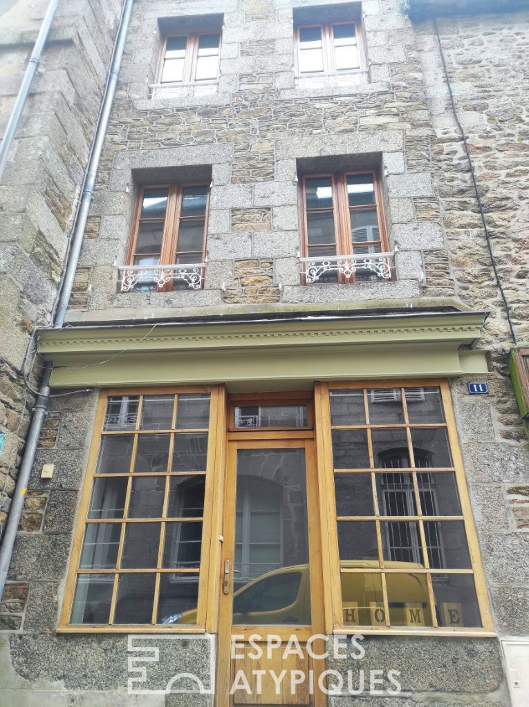 Maison de village classé, en  pierres, rénovée 5 pièces 80 m2