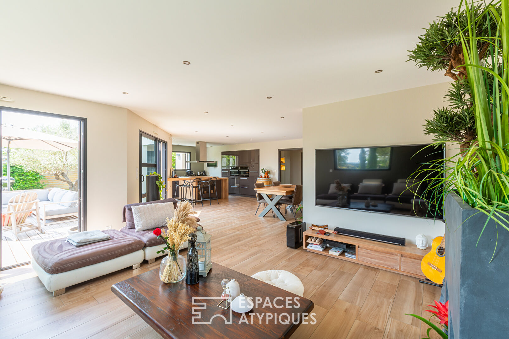 Contemporaine de  2014   PORDIC Plage à pieds