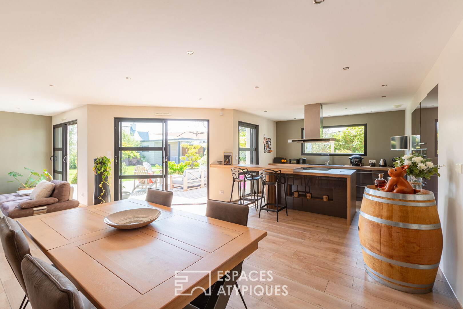 Contemporaine de  2014   PORDIC Plage à pieds