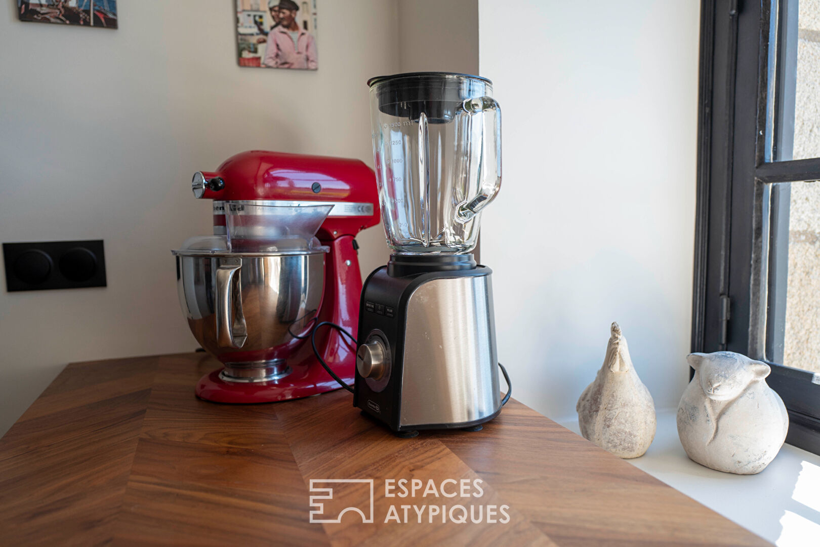 L’insoupçonnable dans ce village de pêcheurs.