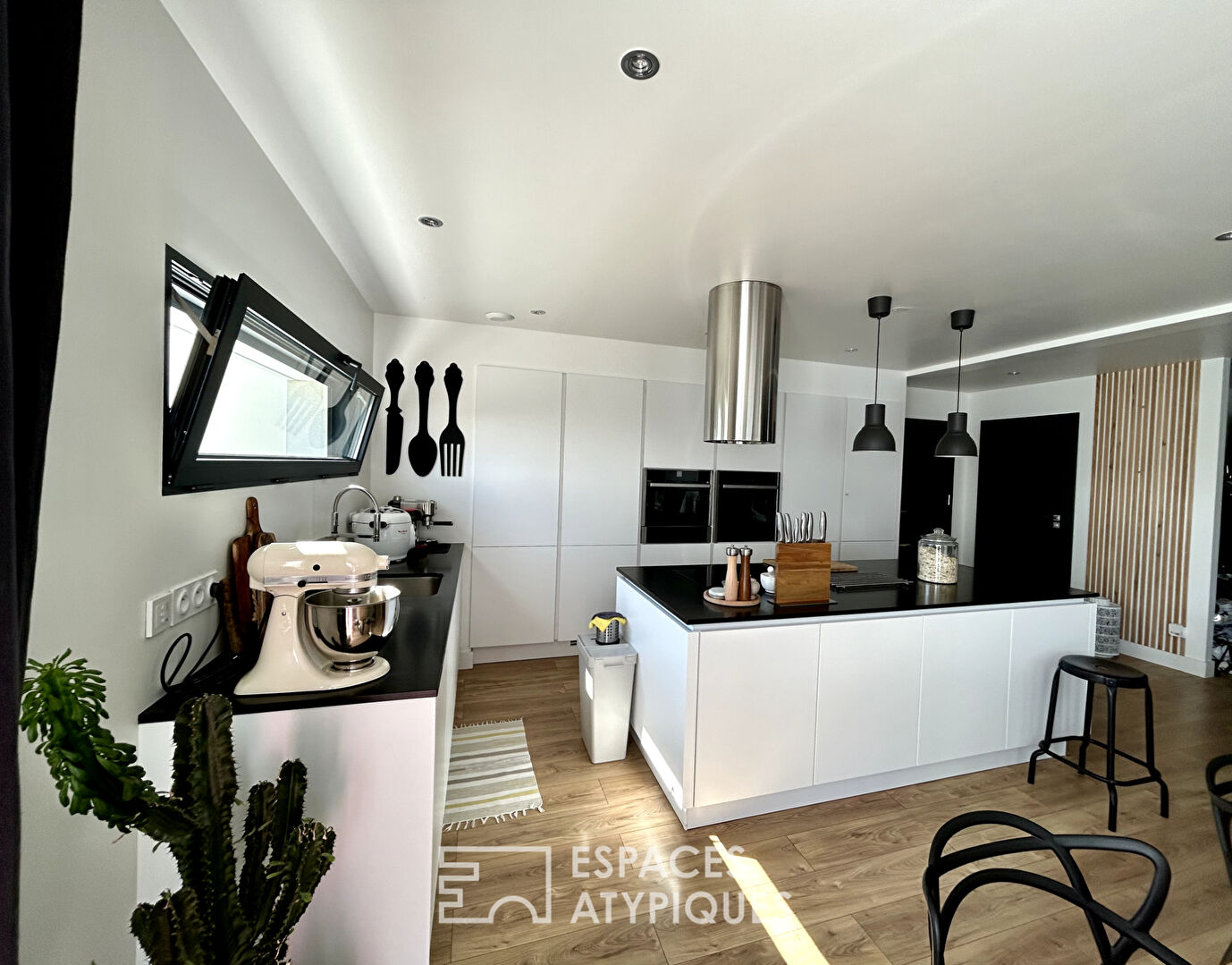 Lumineuse maison contemporaine
