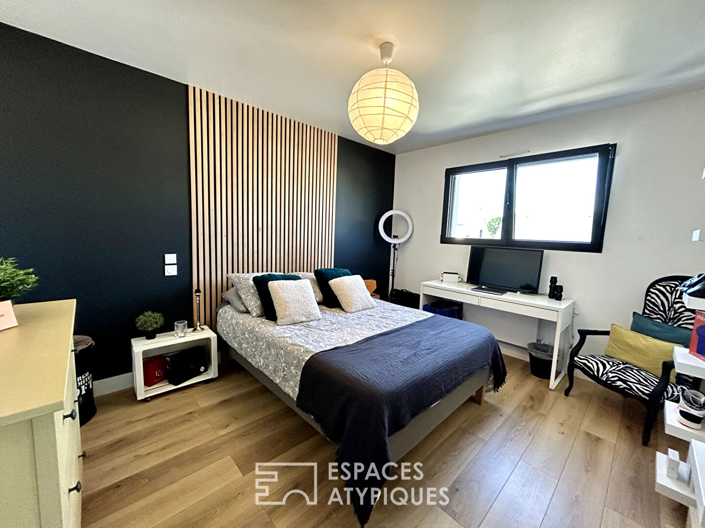 Lumineuse maison contemporaine
