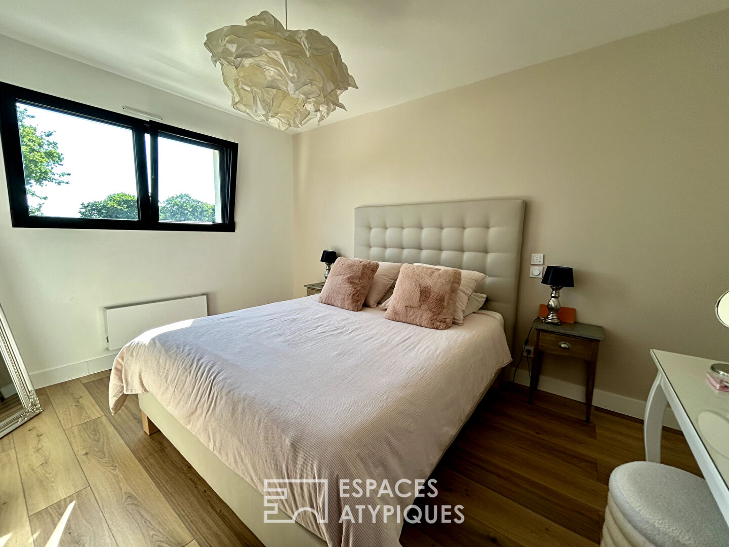 Lumineuse maison contemporaine