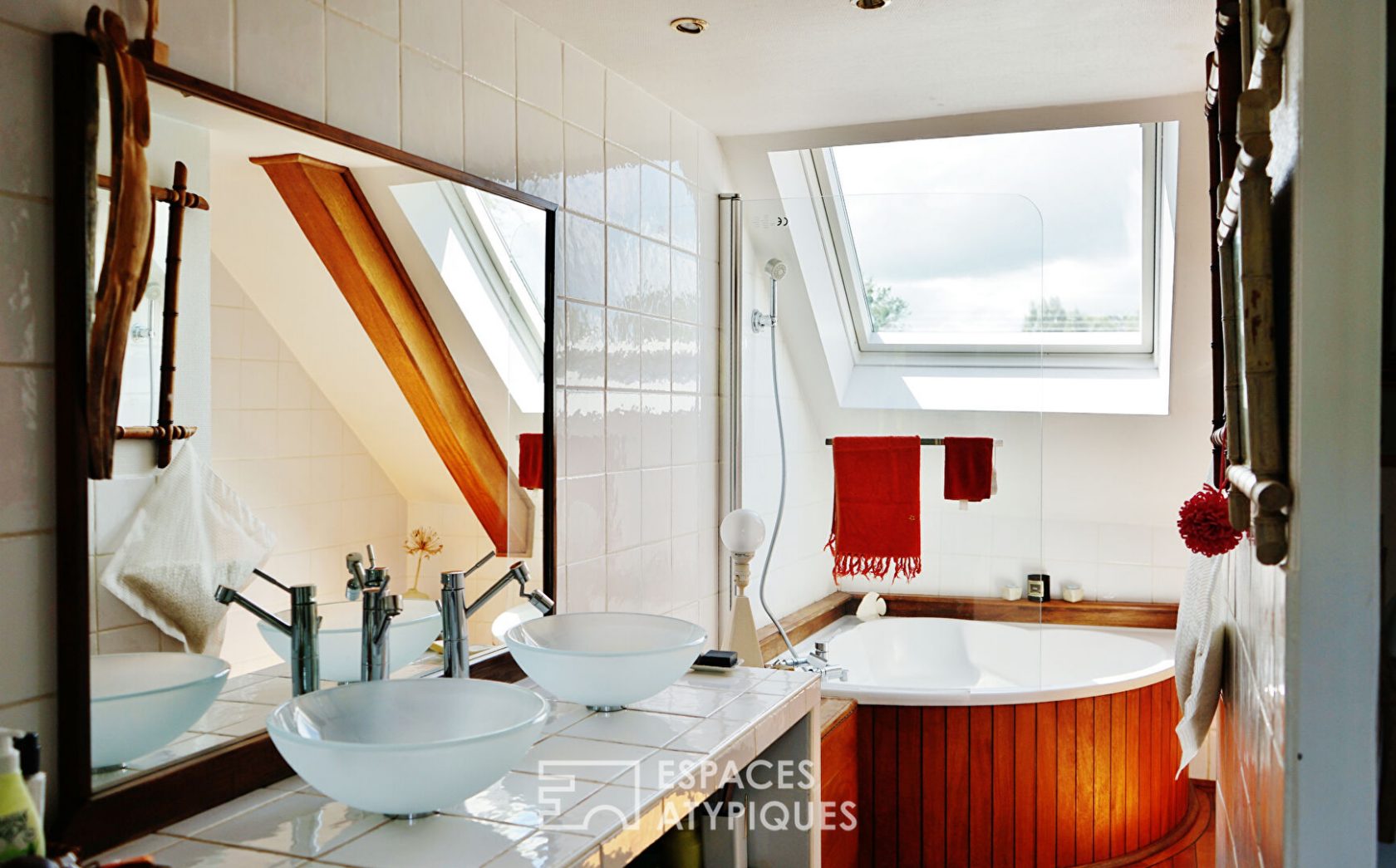 Bucolic farmhouse in Saint-Alban and its large garden