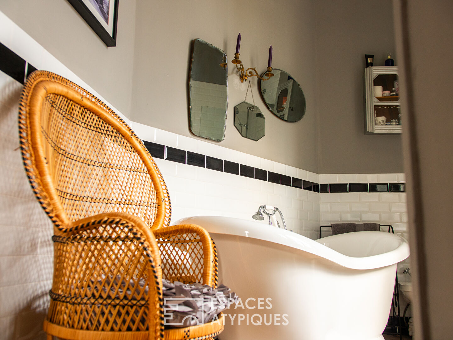 Magnificent villa from 1859 and its park in Dinan