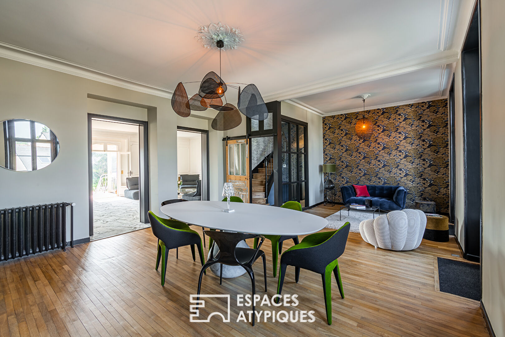 Demeure de prestige, rénovation et décoration haut de gamme, jardin arboré