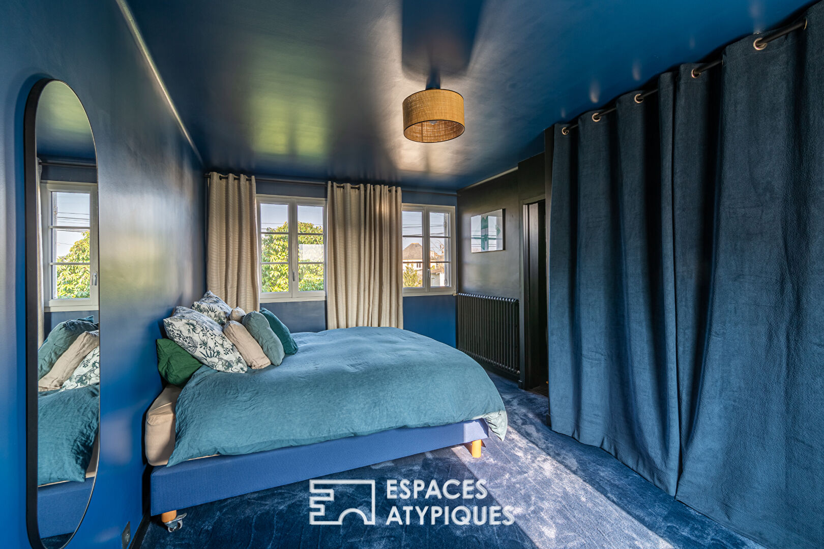 Demeure de prestige, rénovation et décoration haut de gamme, jardin arboré