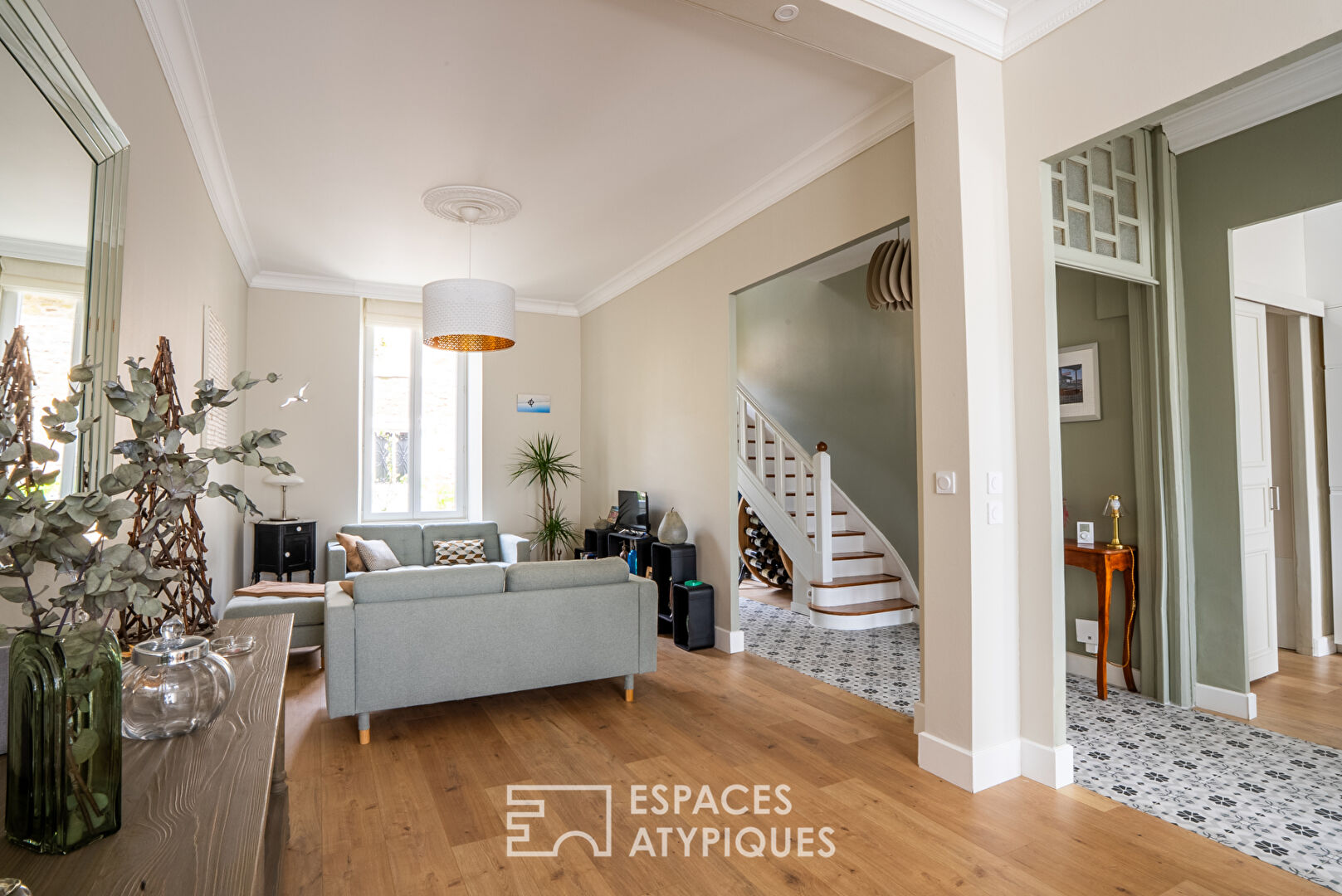 Elégance et raffinement pour cette maison bourgeoise en centre de Broons