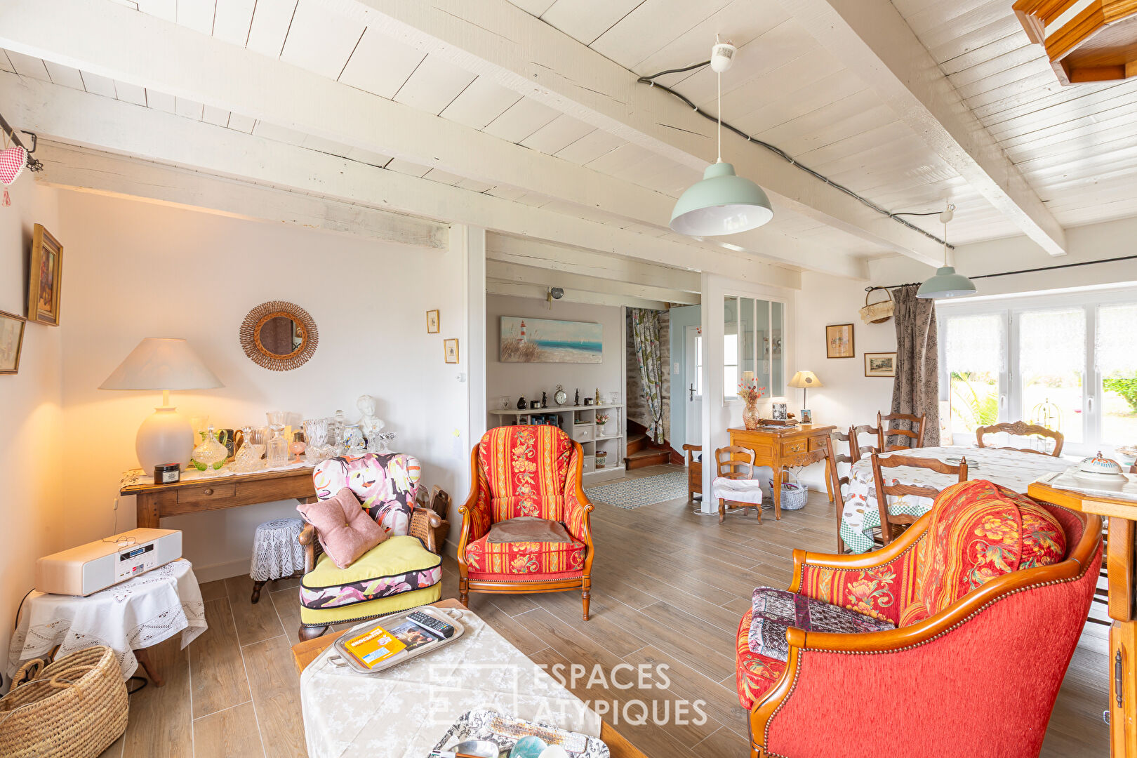 Maison en pierre rénovée et ses dépendances au potentiel exceptionnel
