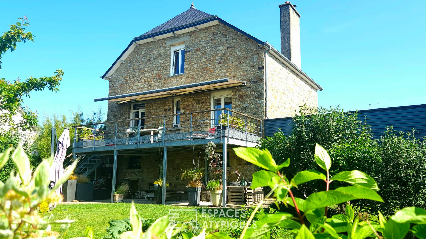 Maison familiale en centre-ville de Broons