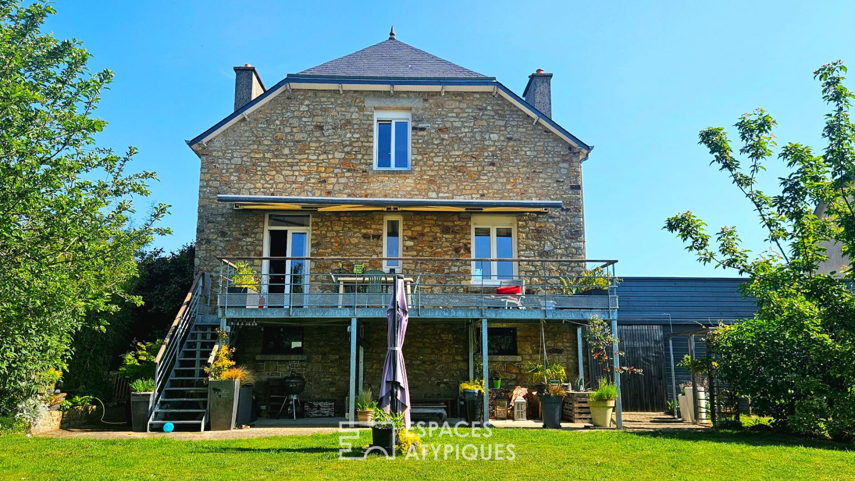 Maison familiale en centre-ville de Broons
