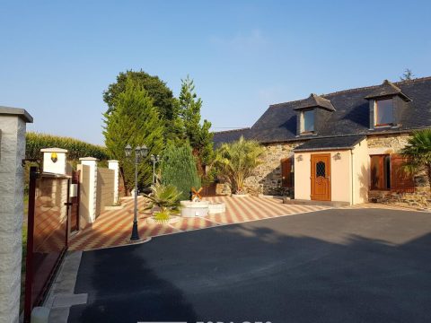 Ensemble immobilier Longère et Gîte au calme à la campagne proche mer Planguenoual 8 pièce(s)