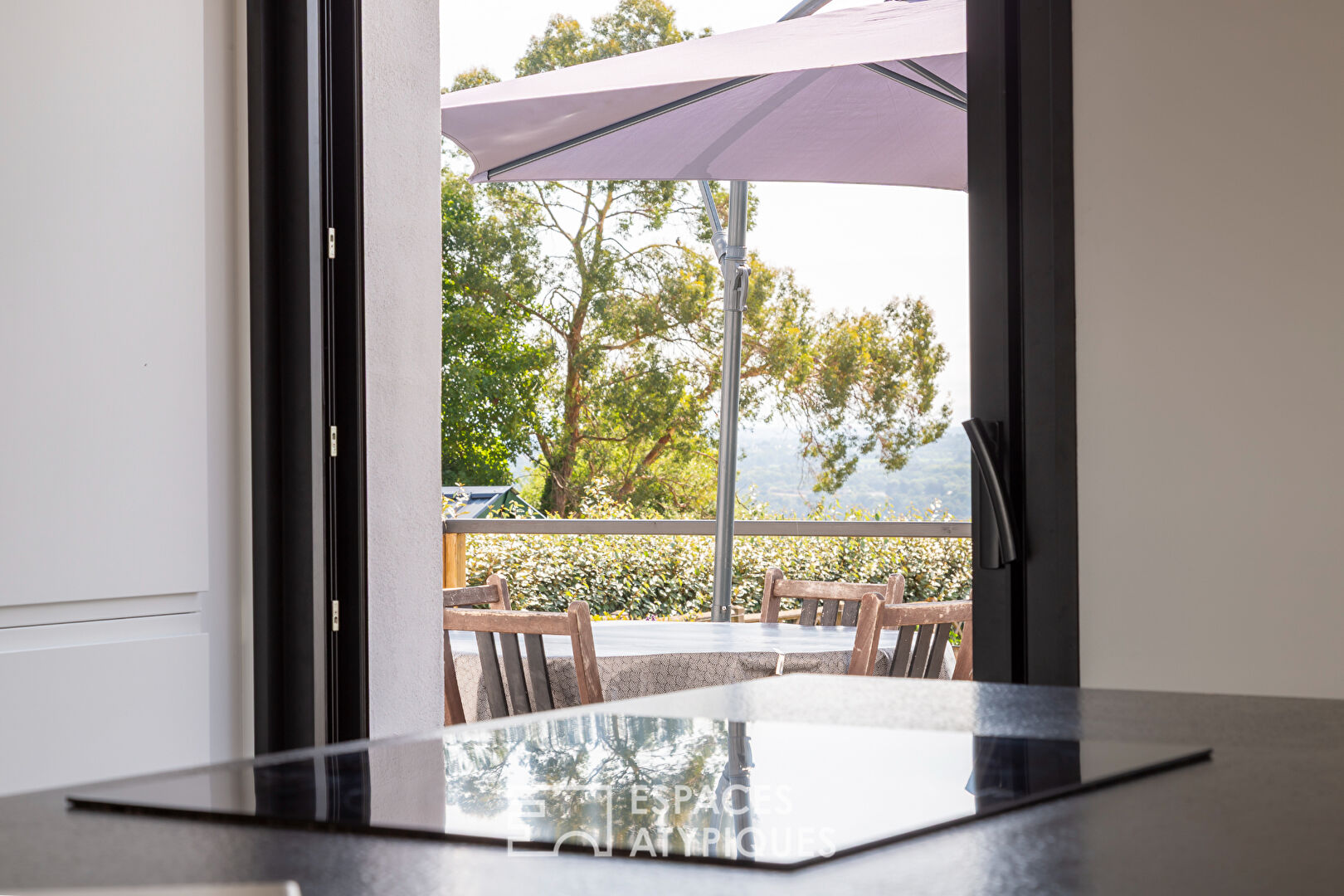 Maison rénovée avec vue sur la baie